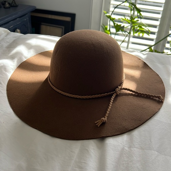 Altar’d State Boho Floppy Hat - Picture 1 of 5